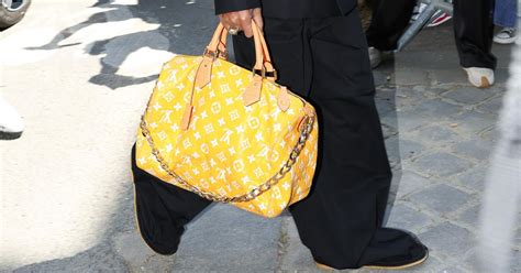 sac louis vuitton pharrell williams prix|louis vuitton money bag.